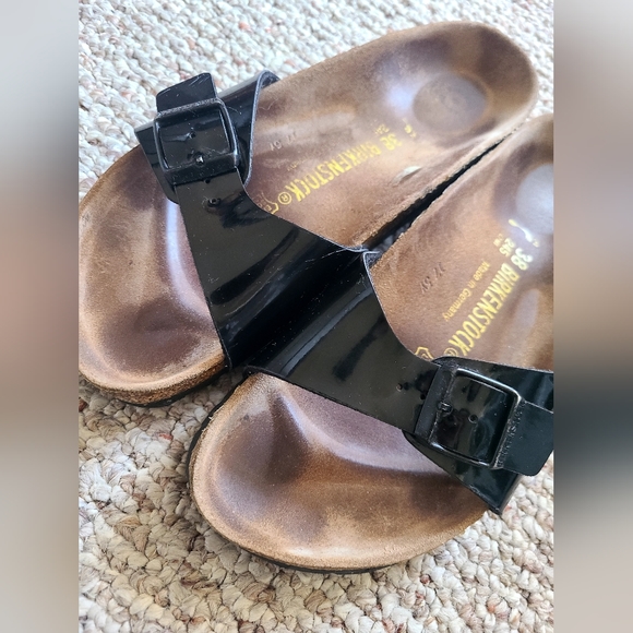 Birkenstock 🖤 - Picture 2 of 7